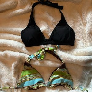 2 Roxy swim tops sz xs